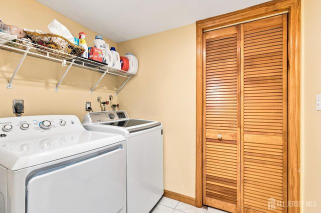 73 George Street, Carteret, NJ 07008