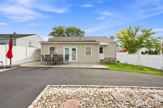 73 George Street, Carteret, NJ 07008