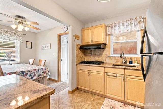73 George Street, Carteret, NJ 07008