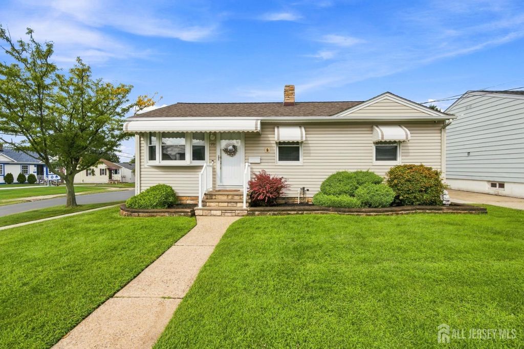 73 George Street, Carteret, NJ 07008