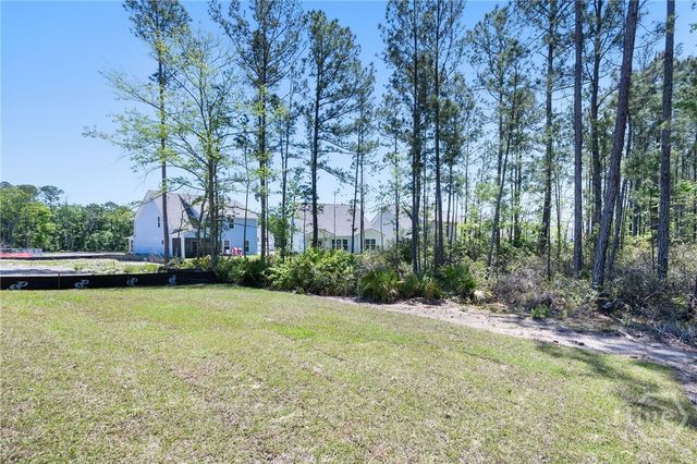 328 Pulaski Drive, Richmond Hill, GA 31324