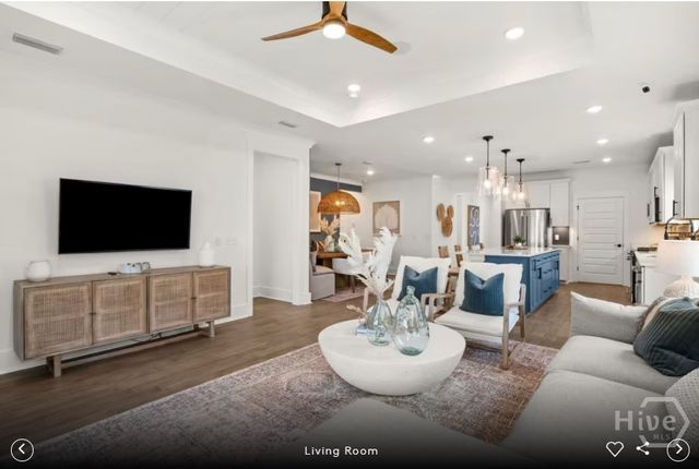 328 Pulaski Drive, Richmond Hill, GA 31324