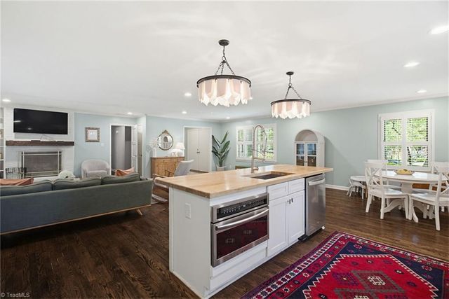 2708 Courtney Lane, Greensboro, NC 27408