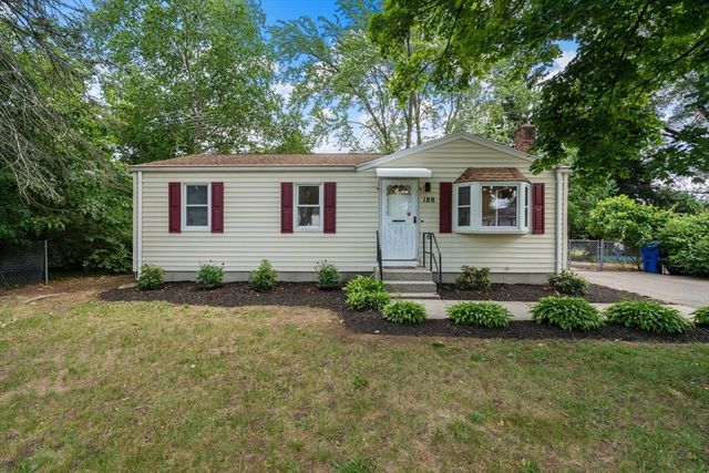 188 Moss Rd, Springfield, MA 01119