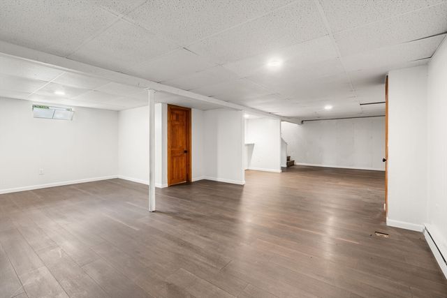 188 Moss Rd, Springfield, MA 01119