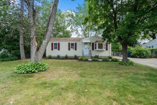 188 Moss Rd, Springfield, MA 01119