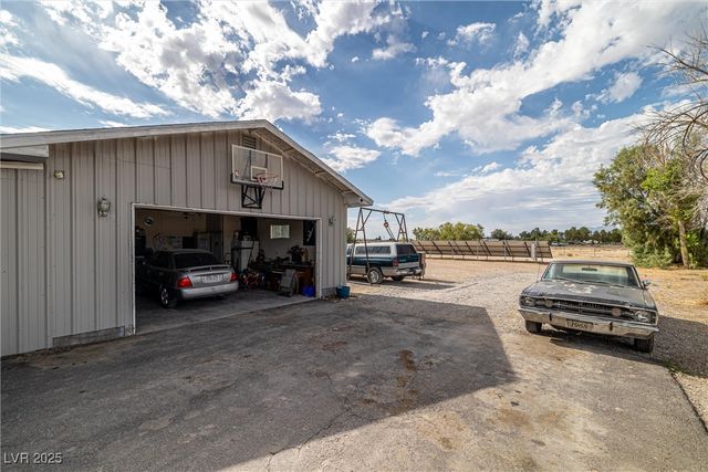 3951 West Blosser Ranch Road, Pahrump, NV 89060