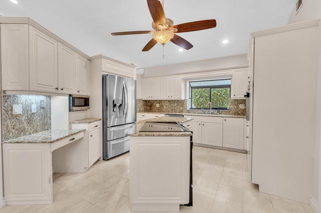 22595 ESPLANADA Circle W, Boca Raton, FL 33433