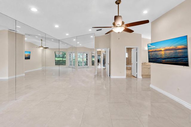 22595 ESPLANADA Circle W, Boca Raton, FL 33433