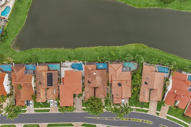 22595 ESPLANADA Circle W, Boca Raton, FL 33433