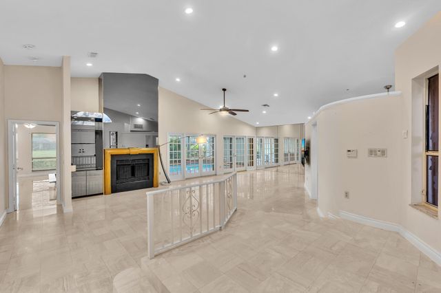 22595 ESPLANADA Circle W, Boca Raton, FL 33433