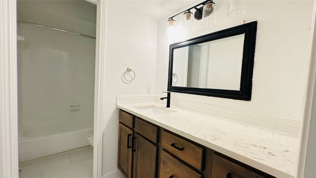 805 Summercreek Drive, Lewisville, TX 75067