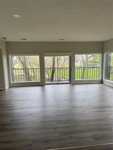 1425 April Villas B, Conroe, TX 77356