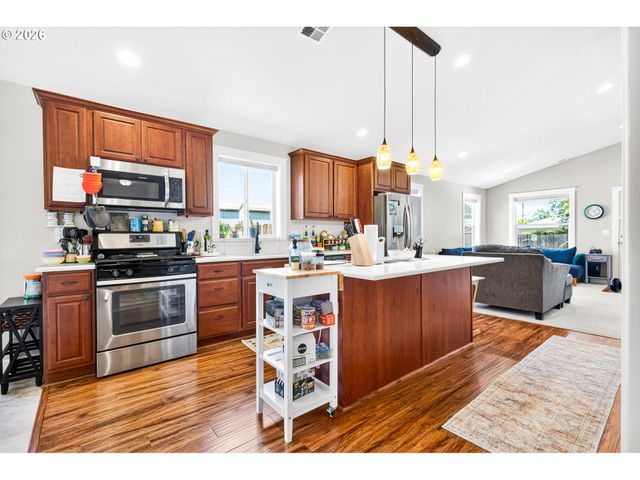 4721 CEDRUS Ln, Salem, OR 97305