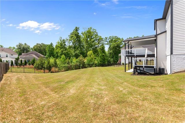 6571 Red Hawk Way, Hoschton, GA 30548