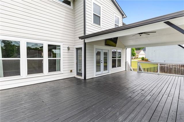 6571 Red Hawk Way, Hoschton, GA 30548