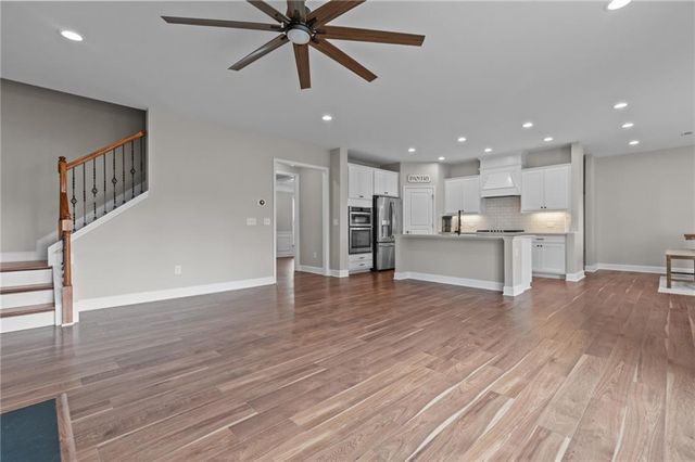 6571 Red Hawk Way, Hoschton, GA 30548