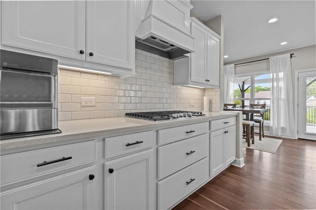 6571 Red Hawk Way, Hoschton, GA 30548