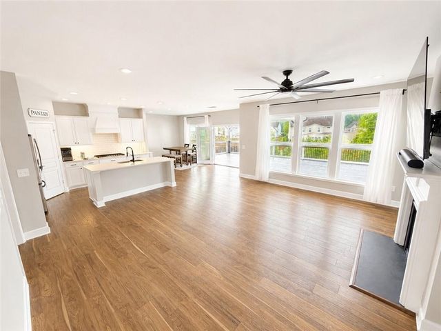 6571 Red Hawk Way, Hoschton, GA 30548