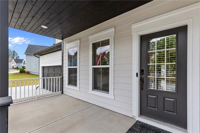 6571 Red Hawk Way, Hoschton, GA 30548