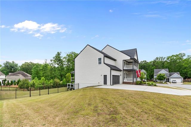6571 Red Hawk Way, Hoschton, GA 30548