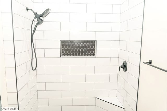 322 NE 26TH TER, Cape Coral, FL 33909