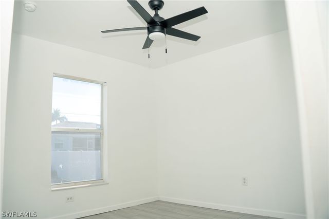 322 NE 26TH TER, Cape Coral, FL 33909