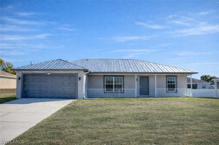 322 NE 26TH TER, Cape Coral, FL 33909