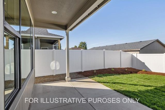 7909 Alyce Mae Way, White City, OR 97503