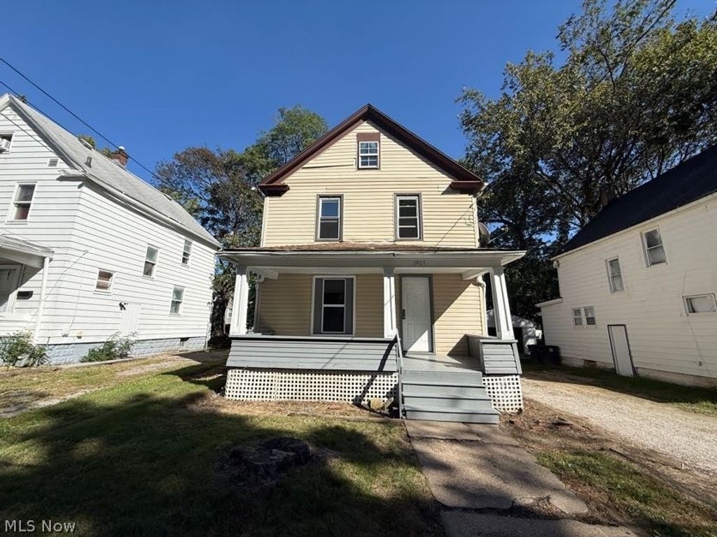 1017 La Croix Avenue, Akron, OH 44307