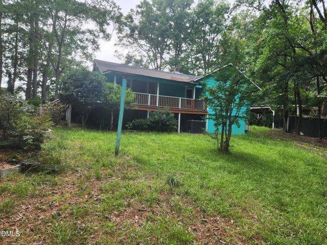 1809 N Salem Street, Apex, NC 27523