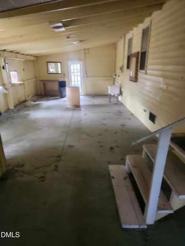 1809 N Salem Street, Apex, NC 27523