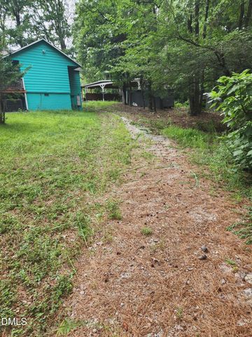 1809 N Salem Street, Apex, NC 27523