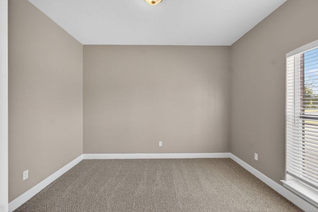 320 Cathedral Square, Beaumont, TX 77701