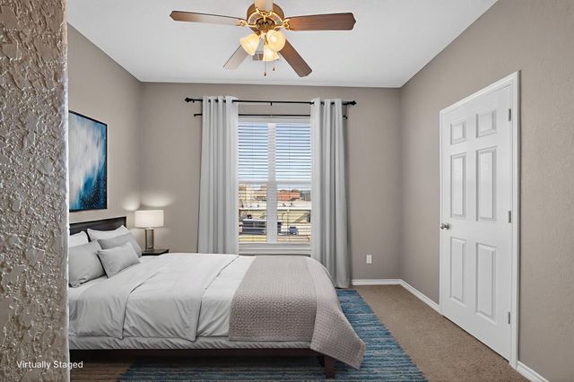 320 Cathedral Square, Beaumont, TX 77701