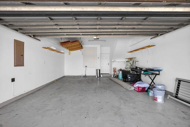 320 Cathedral Square, Beaumont, TX 77701