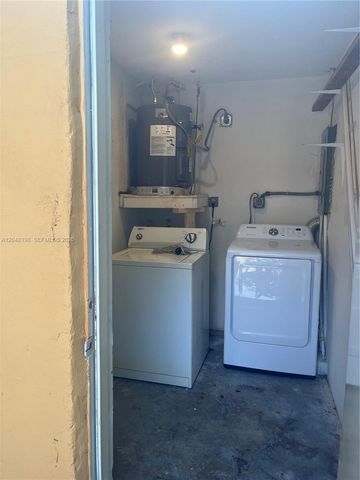 5952 NW 25th Pl 234, Sunrise, FL 33313