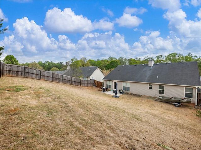 476 River Mist Circle, Jefferson, GA 30549