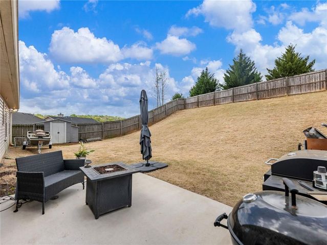 476 River Mist Circle, Jefferson, GA 30549