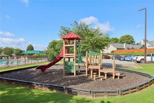 476 River Mist Circle, Jefferson, GA 30549