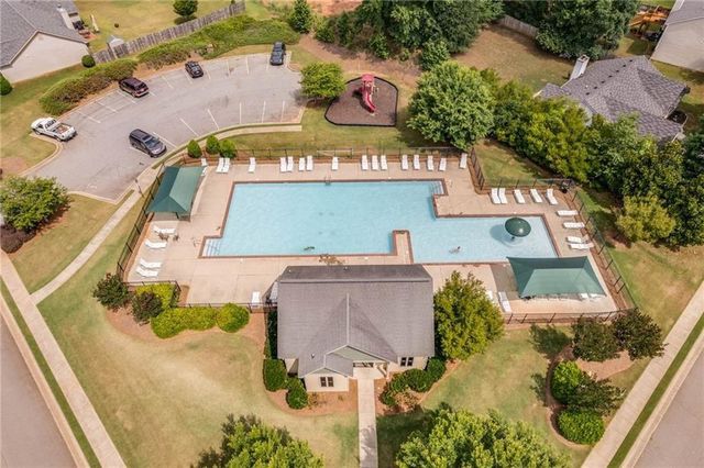 476 River Mist Circle, Jefferson, GA 30549