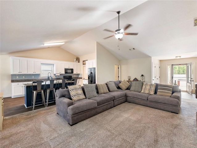 476 River Mist Circle, Jefferson, GA 30549