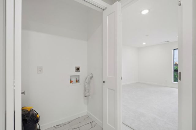 39975 Cedar Boulevard 136, Newark, CA 94560