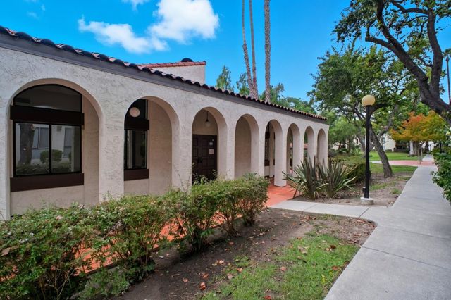 39975 Cedar Boulevard 136, Newark, CA 94560