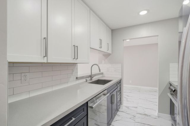 39975 Cedar Boulevard 136, Newark, CA 94560