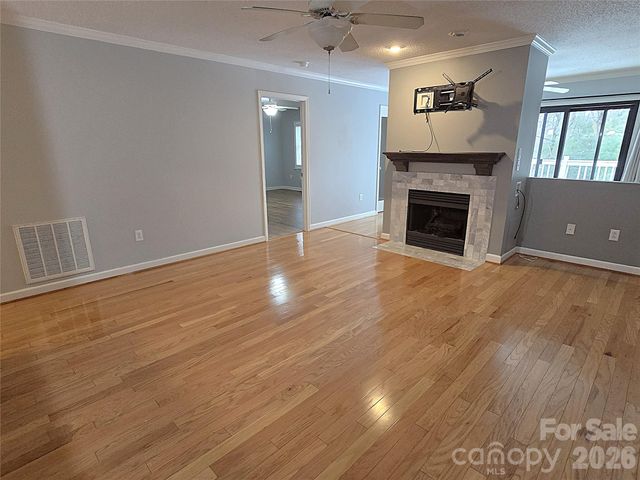 188 39th Avenue Court NW, Hickory, NC 28601