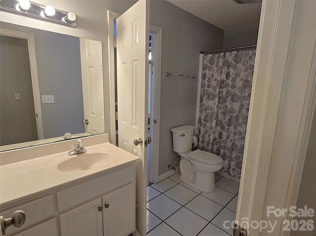 188 39th Avenue Court NW, Hickory, NC 28601