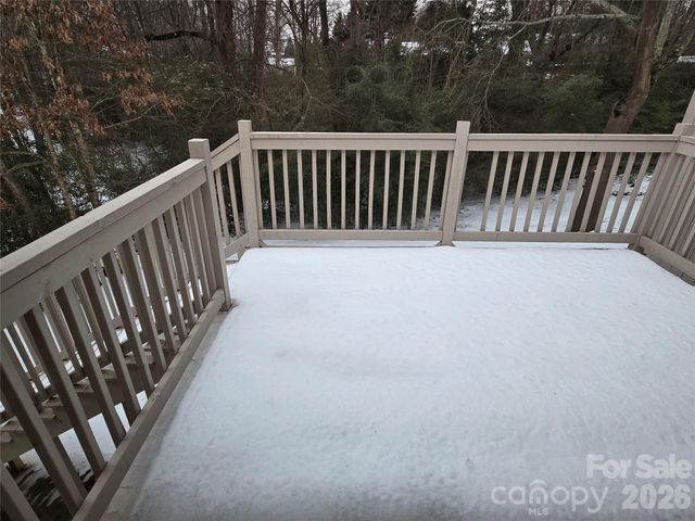 188 39th Avenue Court NW, Hickory, NC 28601