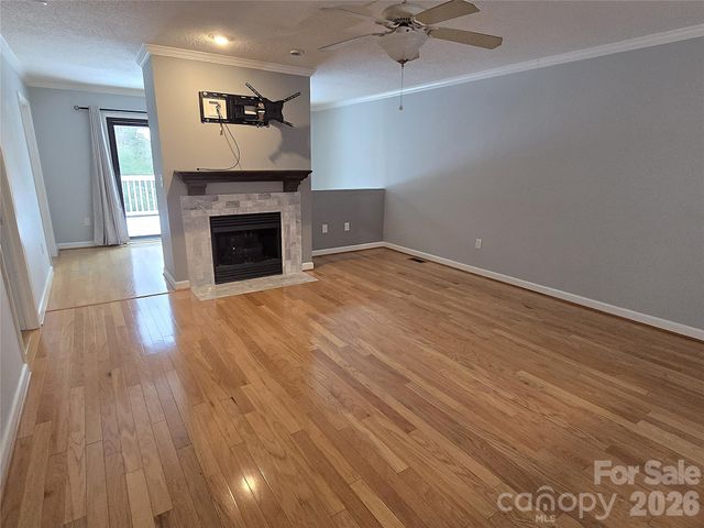 188 39th Avenue Court NW, Hickory, NC 28601