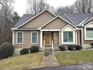 188 39th Avenue Court NW, Hickory, NC 28601